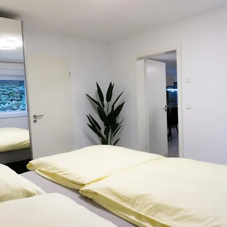 Charmante Und Stilvolle