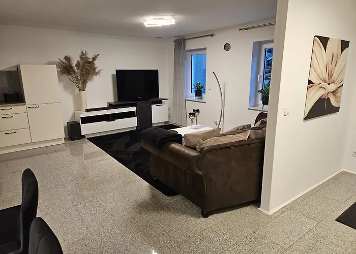 Charmante Und Stilvolle * Alfter